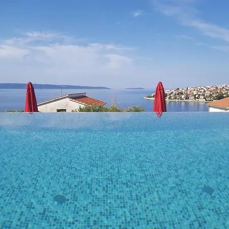 Apartment Stunning Sea View With Infinity Swimming Pool A1 Trogir