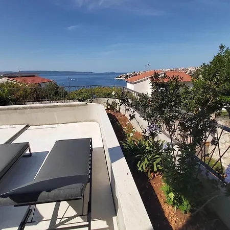Stunning Sea View With Infinity Swimming Pool A1 *