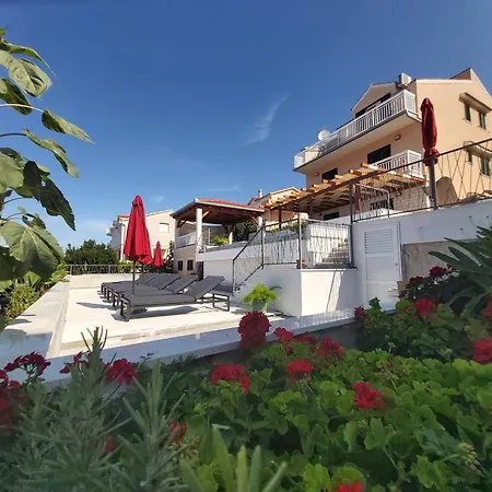 Stunning Sea View With Infinity Swimming Pool A1
